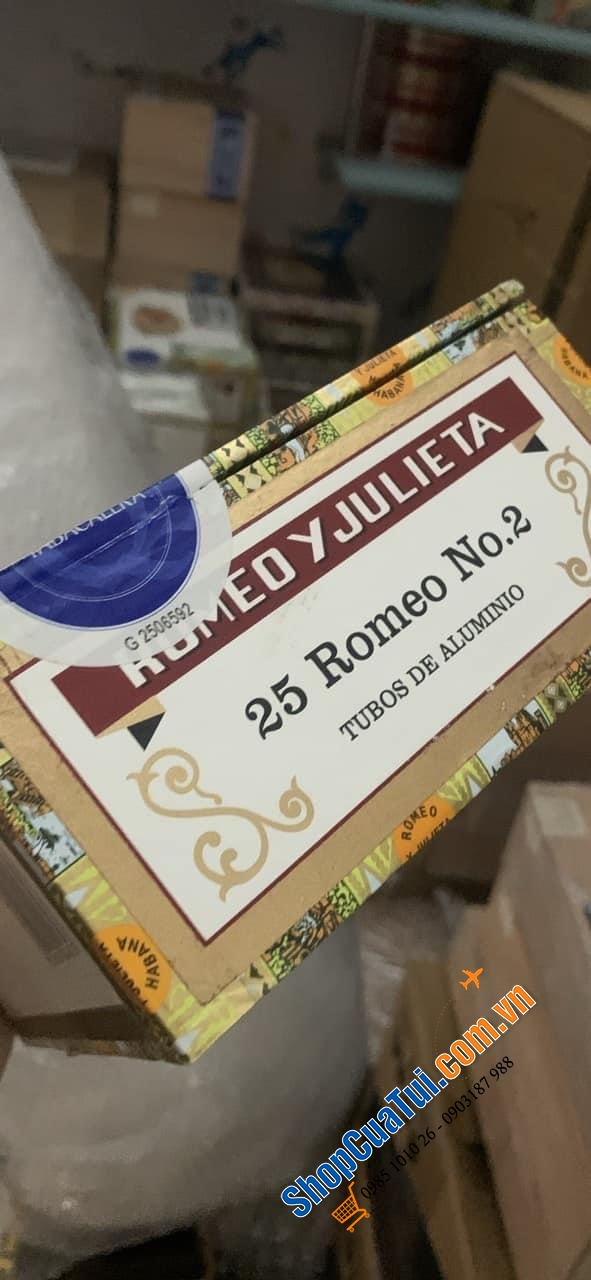 Xì gà Romeo Y Julieta Romeo No.2 Tubos – Hộp 25 điếu