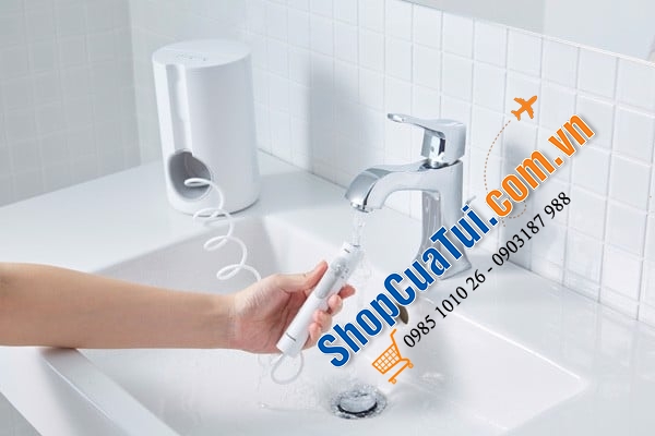 MÁY TĂM NƯỚC PANASONIC EW1611 với 10 áp lực nước + 2 đầu tăm phun, được khuyến khích đặc biệt cho những người chỉnh hình răng miệng, niềng răng, viêm nướu, lợi, răng mọc chệch...