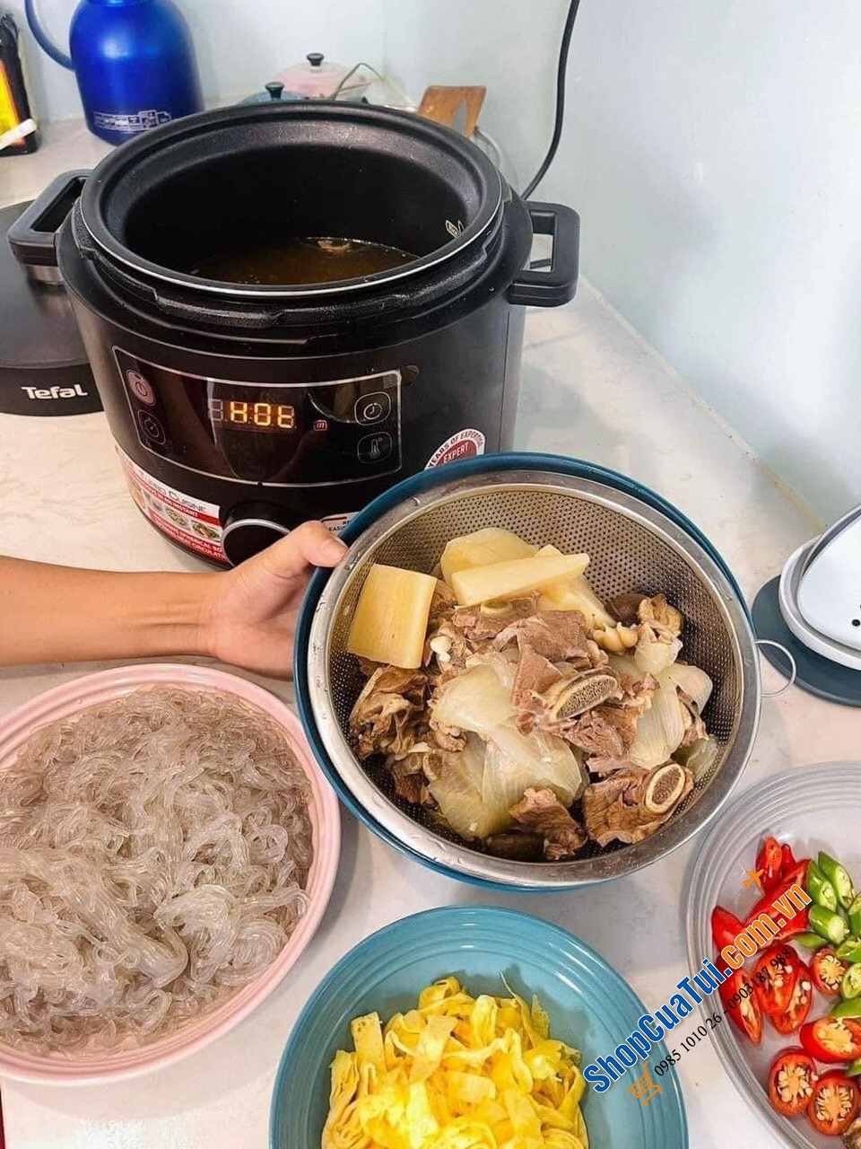 Nồi áp suất điện đa năng Tefal CY754830 Turbo Cuisine.