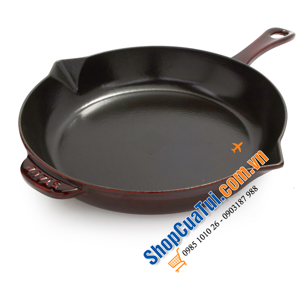 CHẢO STAUB 2 MIỆNG RÓT 30CM MÀU ĐỎ MẬN - Made in France - lý tưởng làm các món áp chảo, chiên hoặc xào Với thiết kế sang trọng