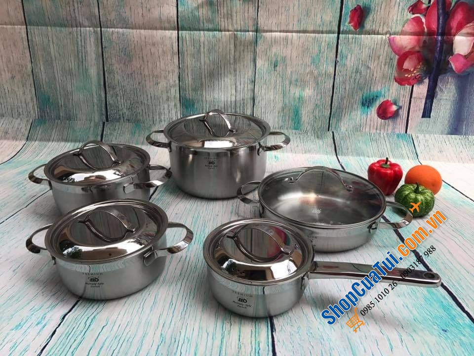 BỘ NỒI ELO PREMIUM ZURICH 5 MÓN ĐÁY LIỀN 3 LỚP có khả năng hấp thu nhiệt cực nhanh và hít từ tính tốt