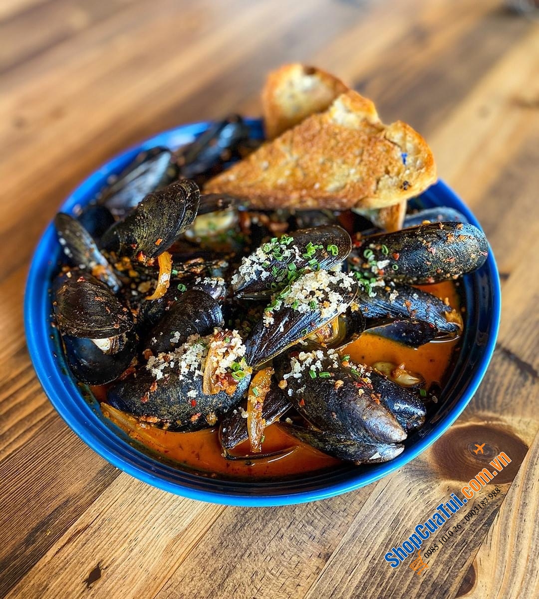 ĐĨA SÂU LÒNG LE CREUSET 22CM ĐỎ, CAM, HỒNG, XANH MARSEILLE, XANH DEEPTEAL, XANH CARIBE