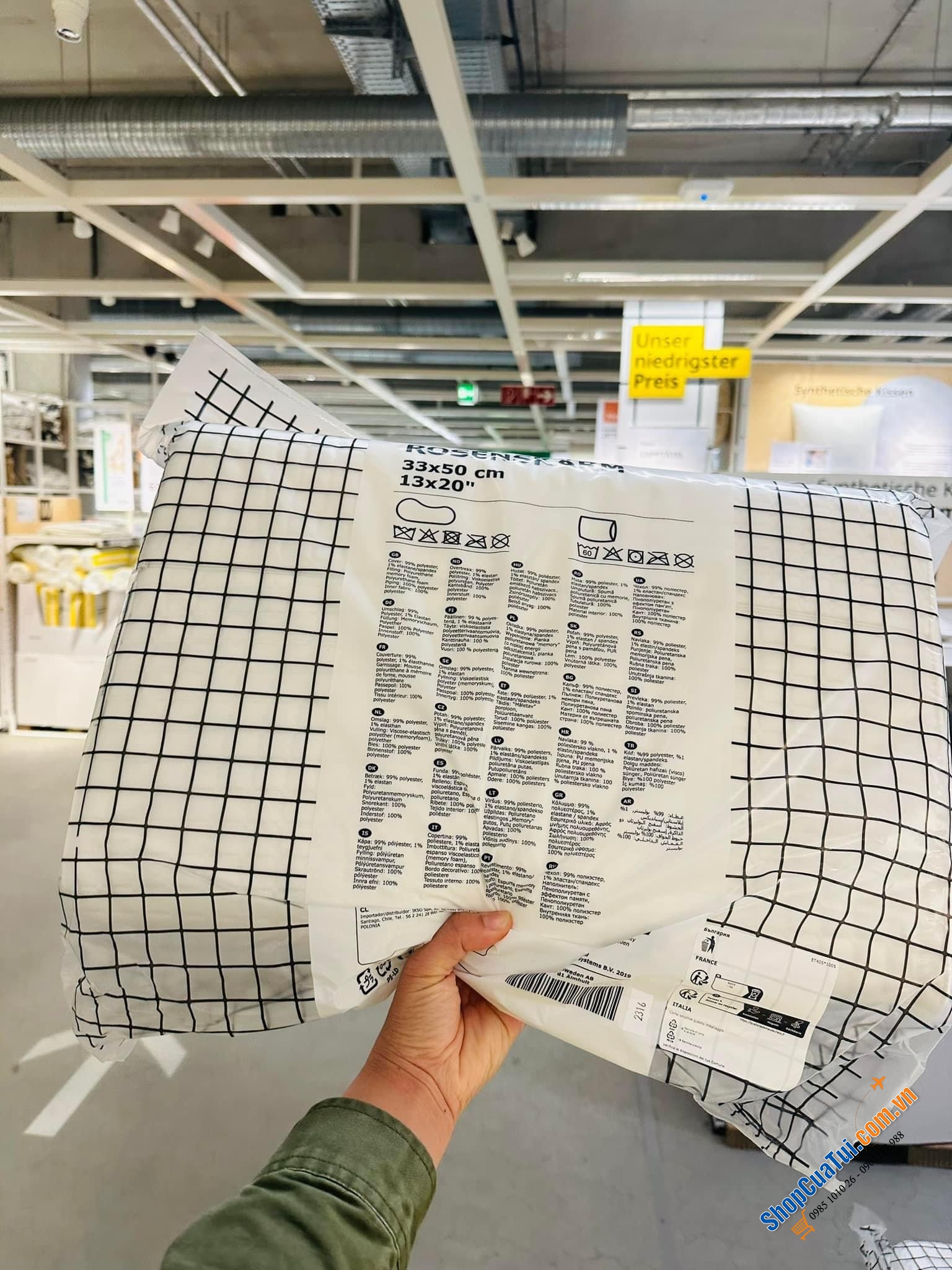 RUỘT GỐI MEMORY IKEA 33x 50 cm - Tận hưởng một giấc ngủ ngon đúng nghĩa nhờ thiết kế Công Thái Học và Thiết kế lõm phần chữ O nhằm định hình vị trí đầu và cổ