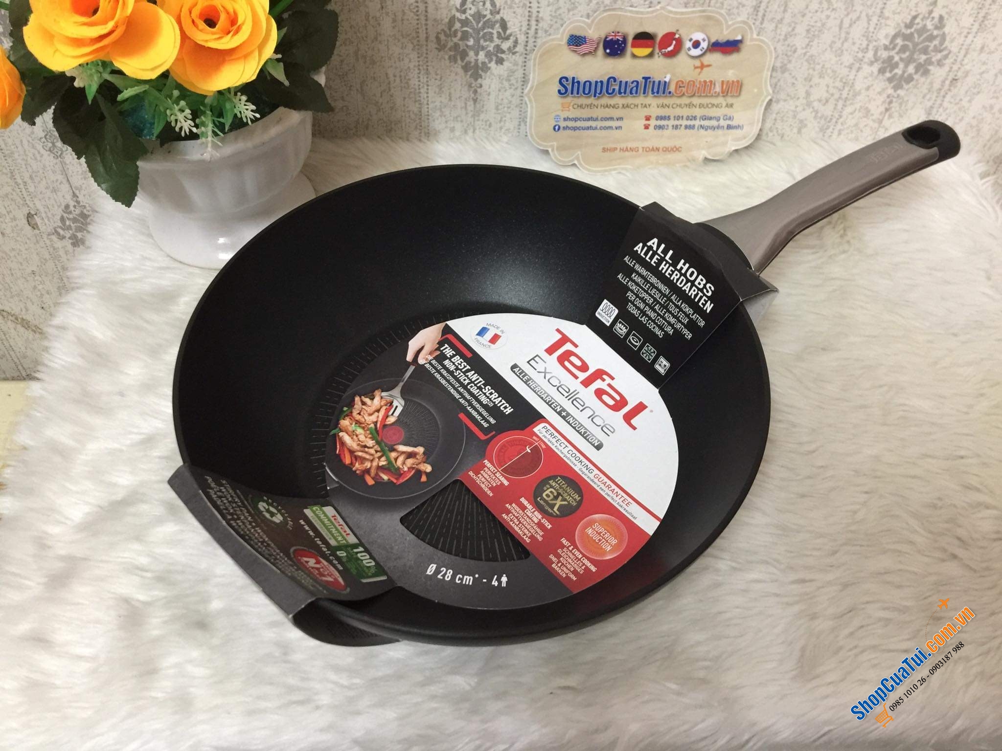Chảo sâu lòng Tefal Excellence Wok 28cm tăng cường thêm 3 lớp Titanium - độ bền xuất sắc - Made in France