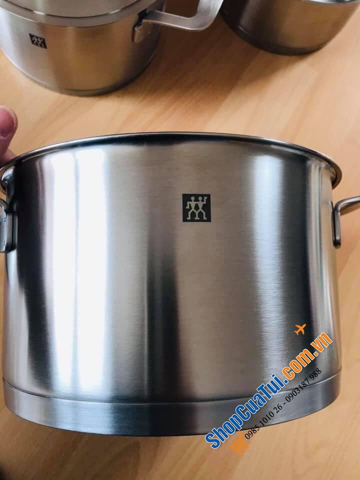 BỘ NỒI ZWILLING BASE 4 MÓN - VUNG INOX - THÉP KHÔNG GỈ CAO CẤP - CHẤT THÉP BÓNG MỜ - BỀN ĐẸP - HẠN CHẾ TRẦY XƯỚC