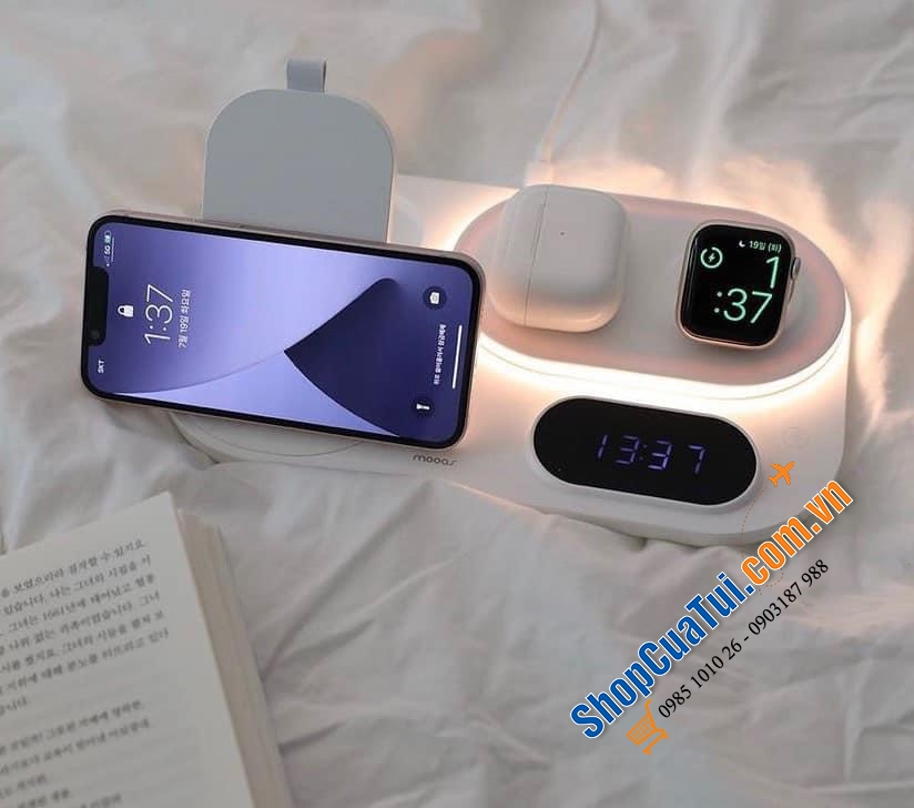 Sạc 4in1 Mooas - Vừa là đèn ngủ, vừa là sạc nhanh 30W, vừa có đồng hồ hiển thị, mua 1 được 4 quá tiện lợi