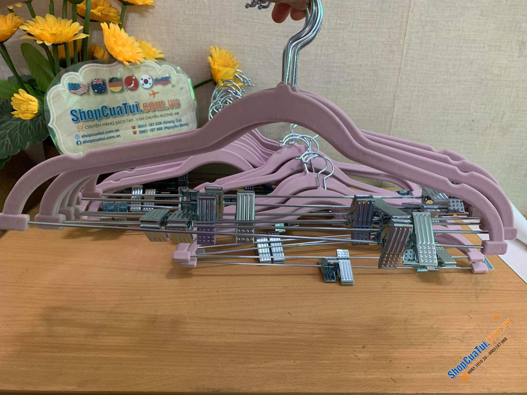 Set 30 mắc quần áo phủ nhung kèm kẹp treo quần, váy Songmics - Móc quần áo model 2023