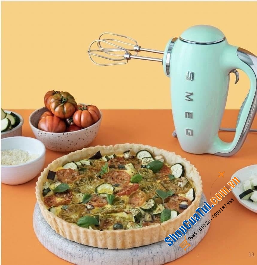 Máy đánh trứng trộn bột SMEG HMF01CREU kem, màu đỏ, xanh bạc hà.