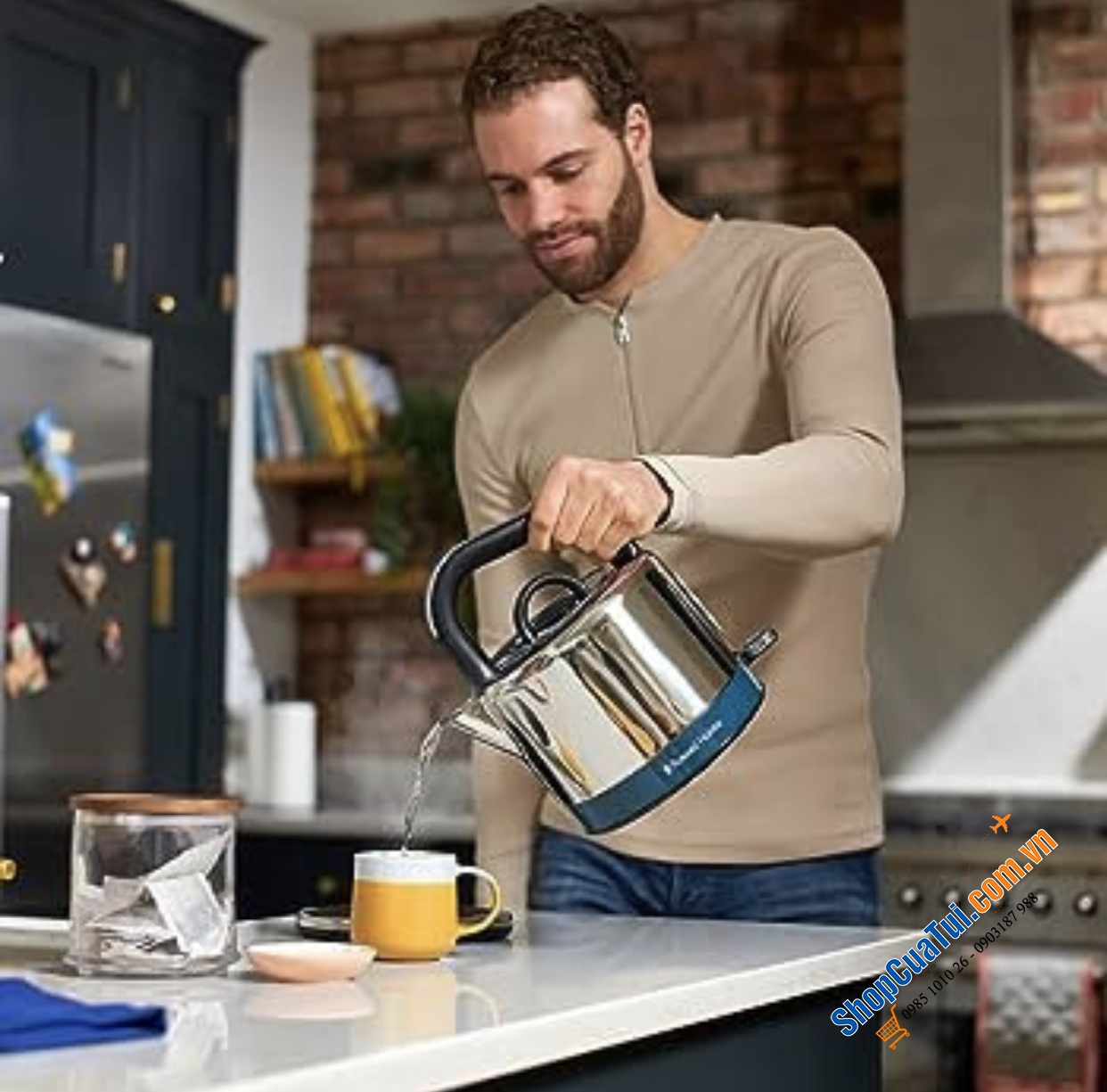 Ấm siêu tốc Russell Hobbs Distinctions 26421-70 2400W 1.5L màu xanh biển