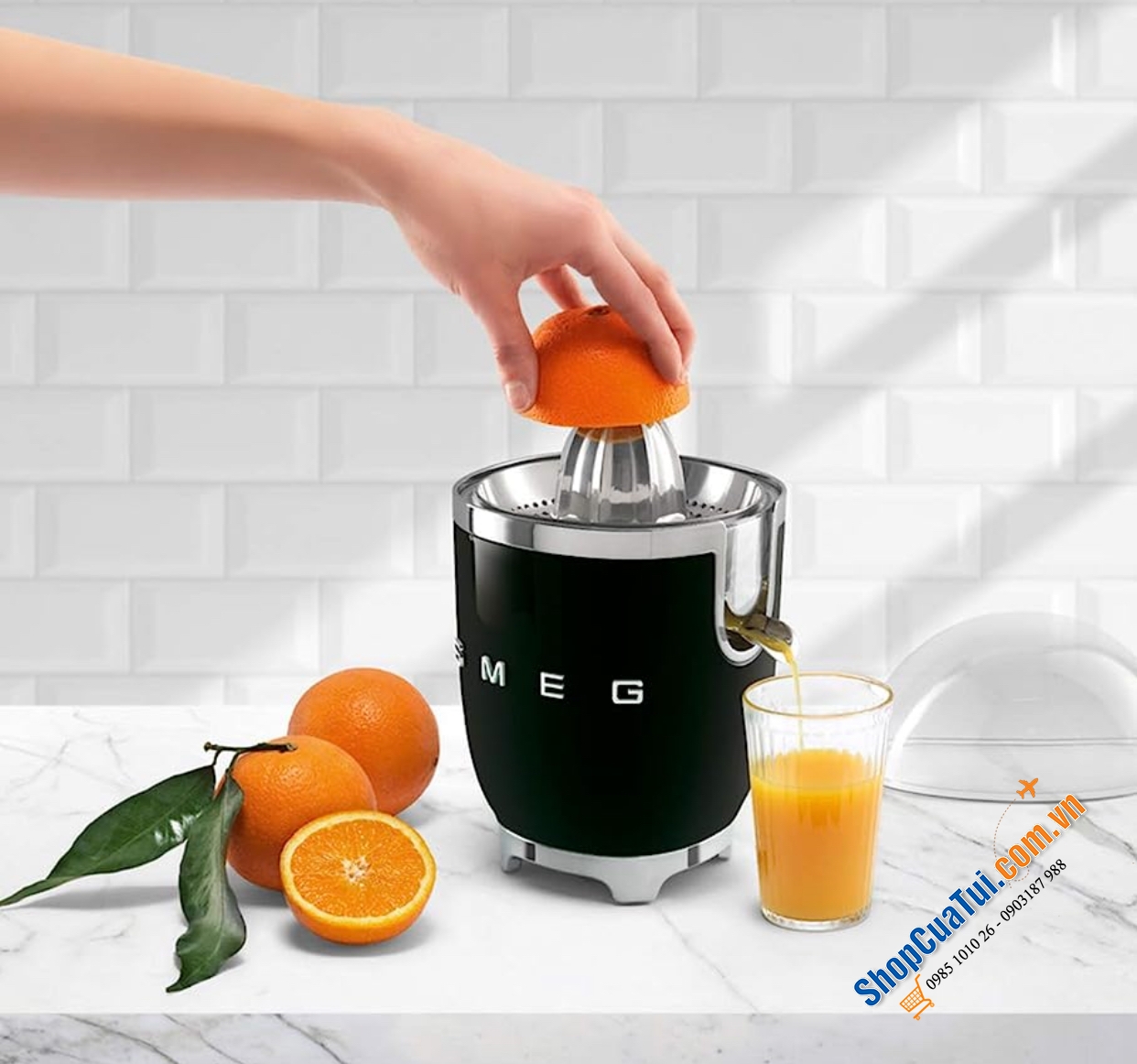 MÁY VẮT CAM SMEG NHIỀU MÀU công suất 70W giúp vắt kiệt cam, chanh, thiết kế sang trọng