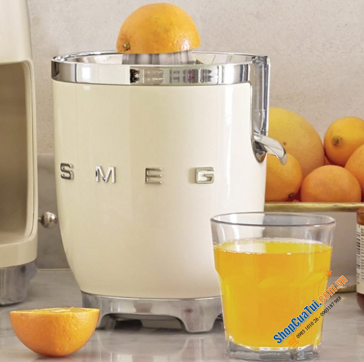 MÁY VẮT CAM SMEG NHIỀU MÀU công suất 70W giúp vắt kiệt cam, chanh, thiết kế sang trọng