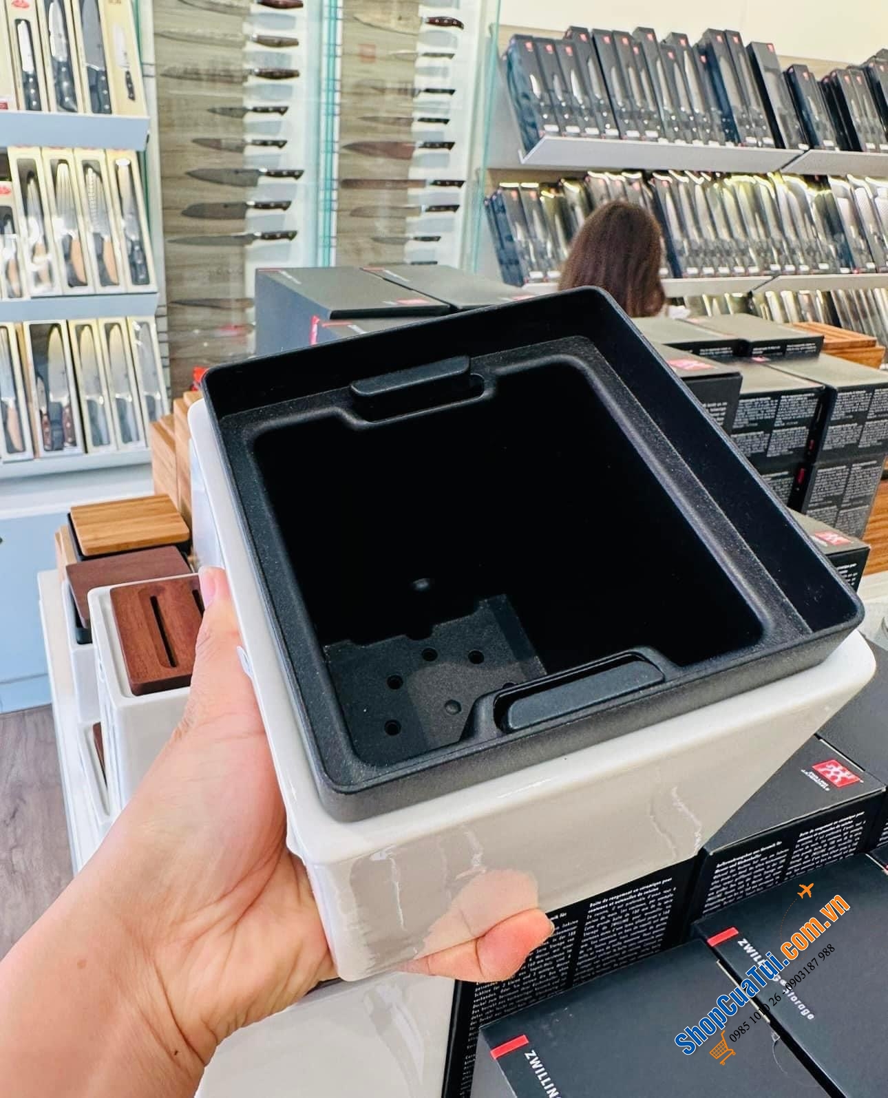 HŨ ĐỰNG CÂY/ HẠT, GIA VỊ HOẶC ĐỂ ĐŨA THÌA CỰC CHUẨN ZWILLING 11x11x12 cm