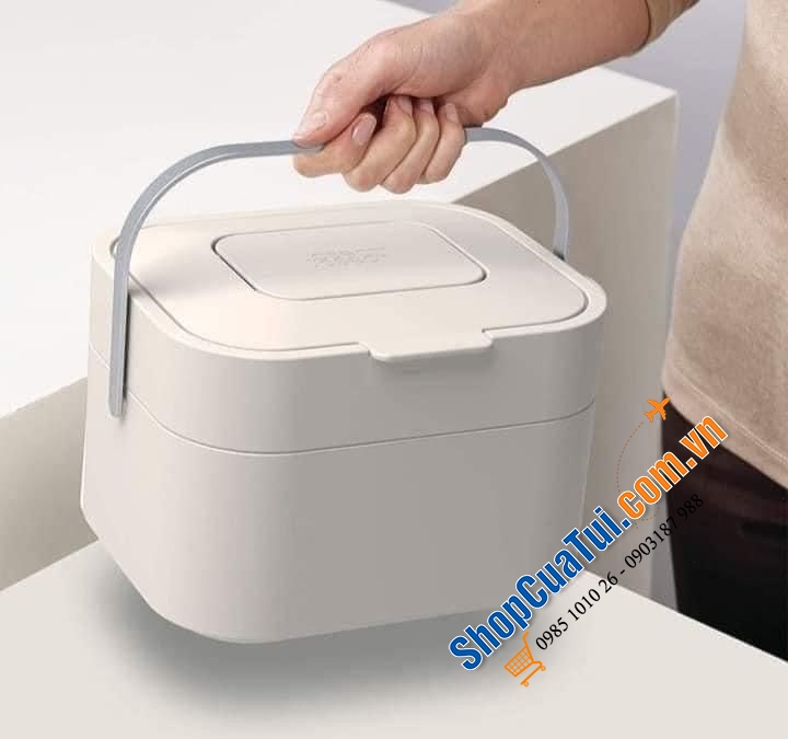 Thùng rác hữu cơ Joseph Joseph 30015 loại 4 lít giúp giảm bớt mùi từ rác thải thực phẩm được thu gom