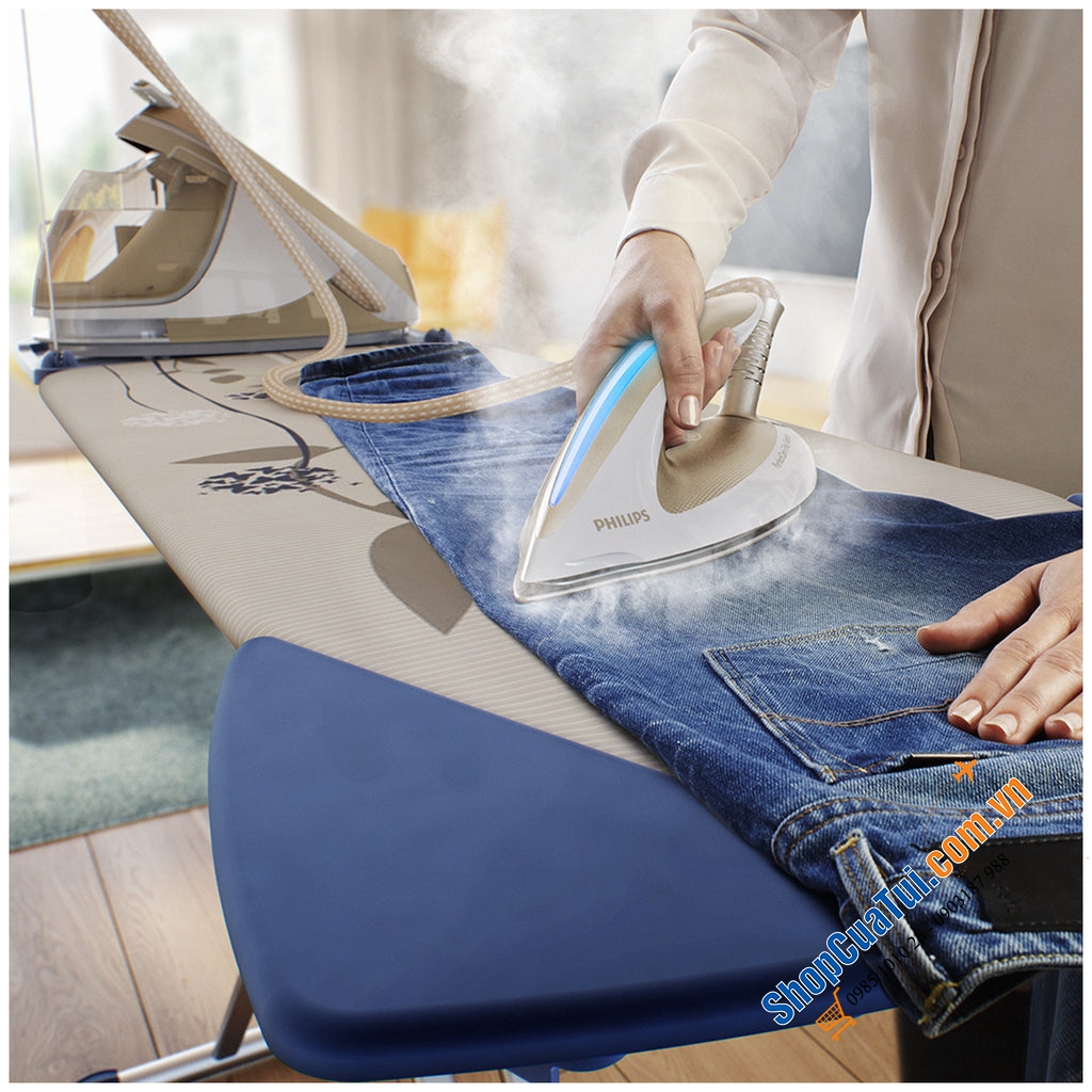 BÀN LÀ HƠI NƯỚC CHUYÊN DỤNG PHILIPS PERFECTCARE ELITE GC9642/60 với công suất 2400w, ngăn chứa nước 1,8 Lít