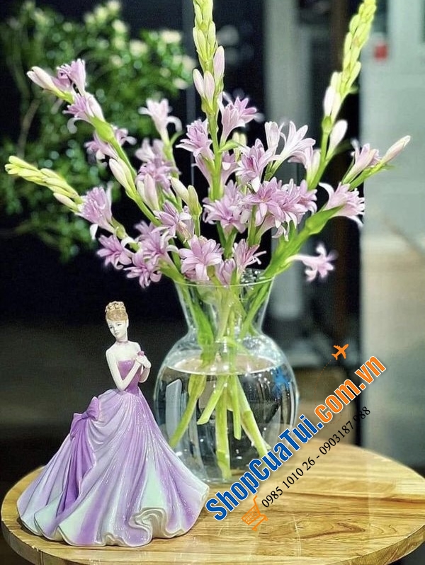 Chiếc lọ hoa phale Bohemia size 22cm - Made in EU - miệng cao tròn với style cổ điển, sang trọng mà đơn giản, nhẹ nhàng