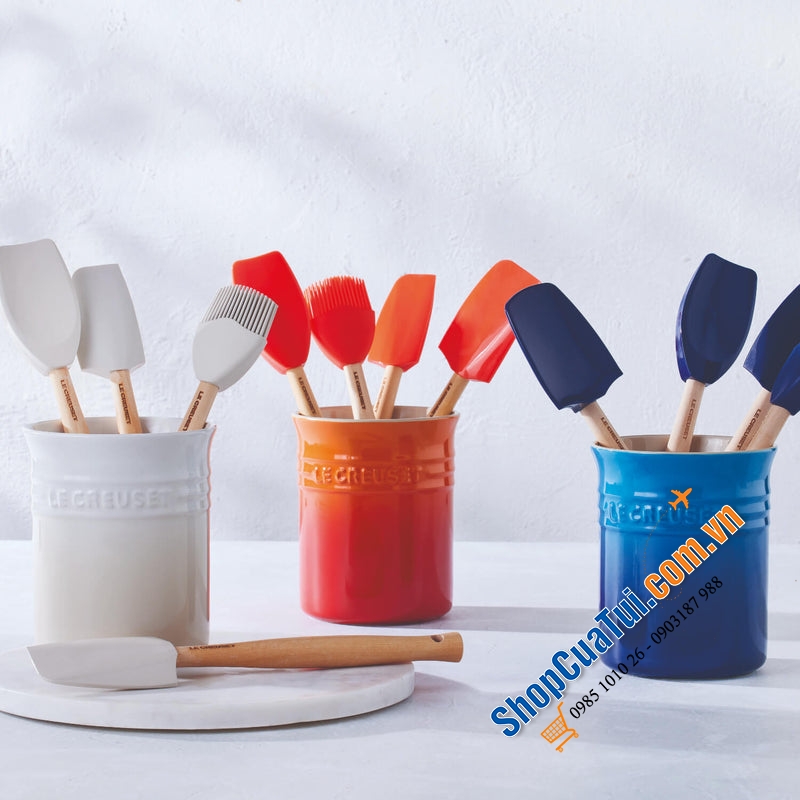 HŨ LE CREUSET - HŨ ĐỰNG DỤNG CỤ NẤU ĂN, THÌA ĐŨA, CẮM HOA... 1,1 lít Mầu đỏ