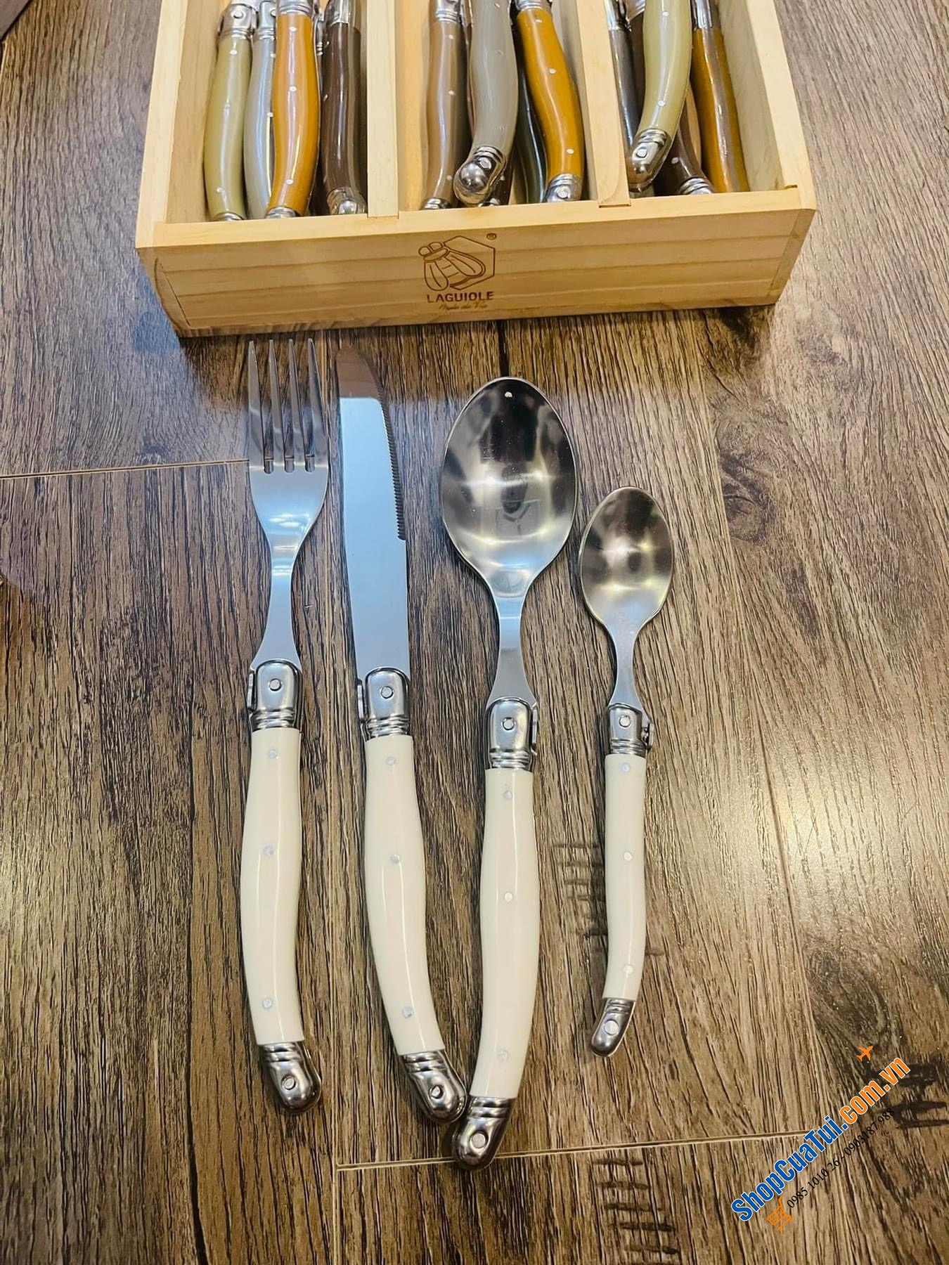 BỘ DAO DĨA THÌA LAGUIOLE 24 MÓN.