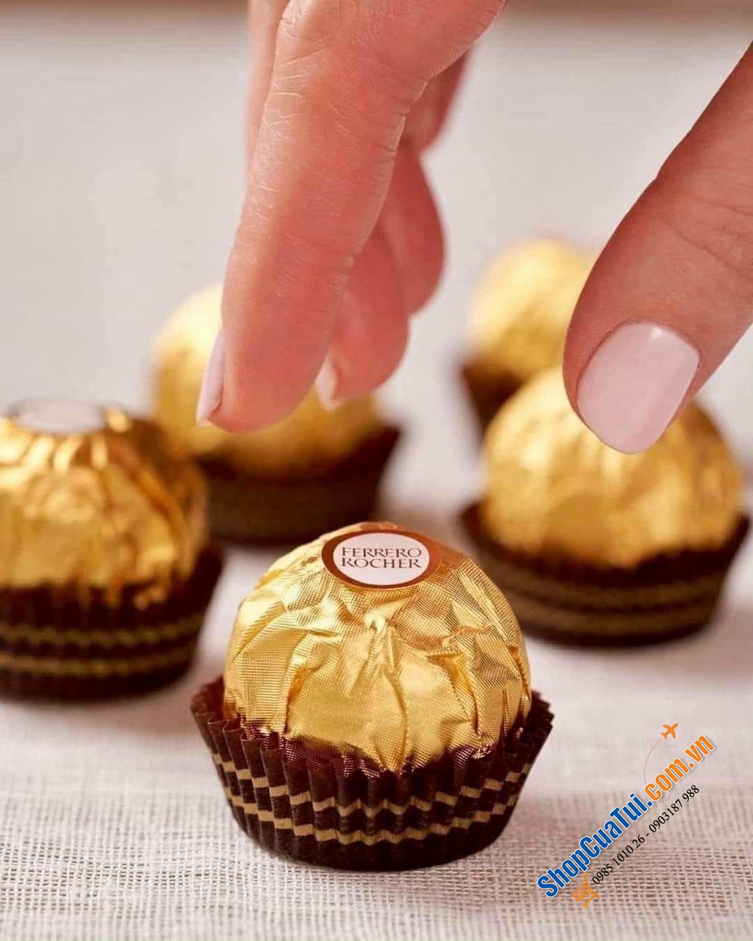 SOCOLA THÁP FERRERO ROCHER Hộp 28 viên 350gram- Sô cô la