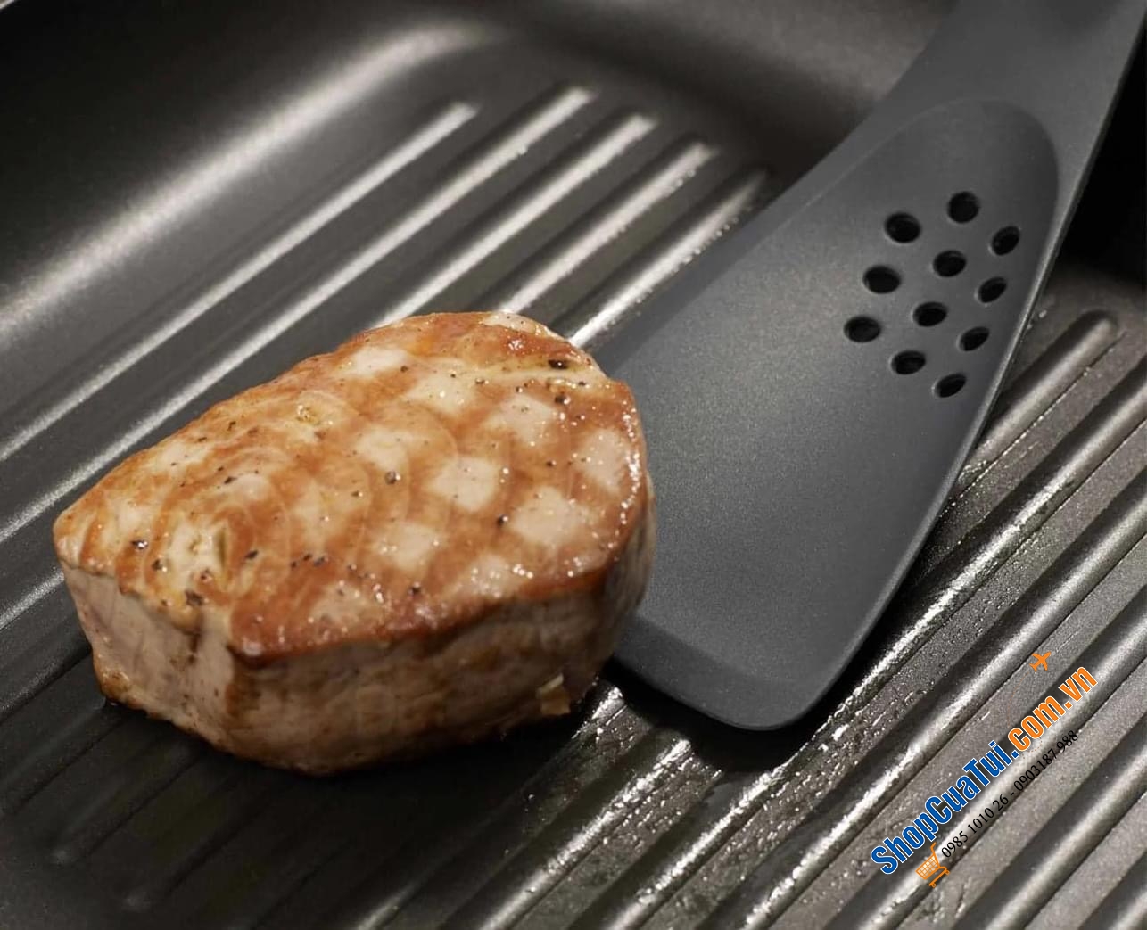 Muỗng đa năng Joseph Joseph Uni-Tool (Grey).