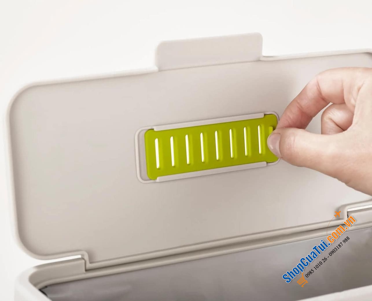 Thùng rác hữu cơ gắn tủ bếp Joseph Joseph Compo 4L - MÀU XÁM.