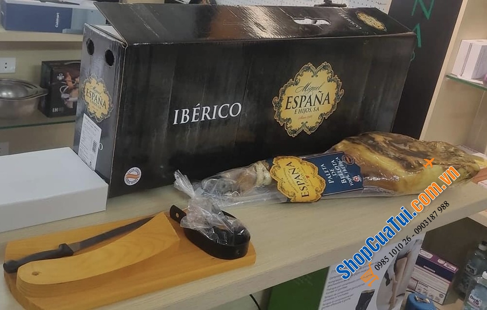 ĐÙI HEO ĐEN BELLOTA  100% IBERICA thương hiệu nổi tiếng ESPANA -  TEM ĐEN cao cấp  nhất THẾ GIỚI  -  JAMON ĐÙI HEO MUỐI NGUYÊN XƯƠNG 5-5,5kg