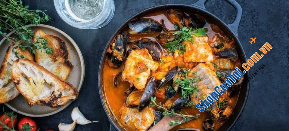 NỒI LE CREUSET ĐEN MATT 22 CM.