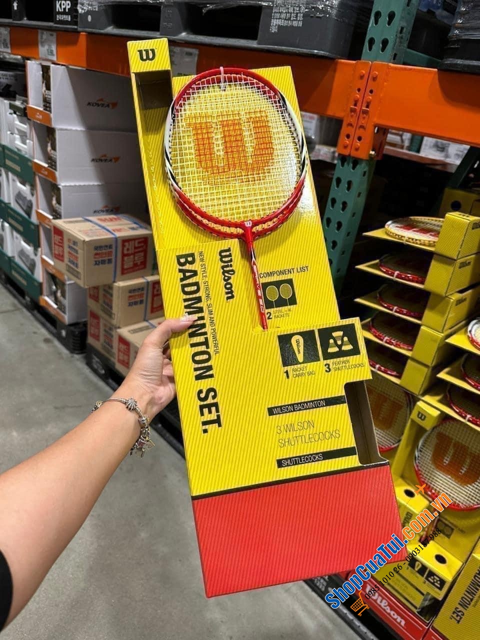 Bộ vợt cầu lông Wilson Badminton phiên bản mới Brave 2.0 (2 màu đỏ và vàng) hàng hiệu xịn & chất