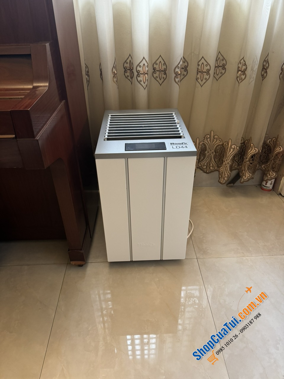 Máy hút ẩm kèm sấy quần áo WOODS LD44 - hút ẩm hiệu quả trong không gian có diện tích lên đến 140 m²