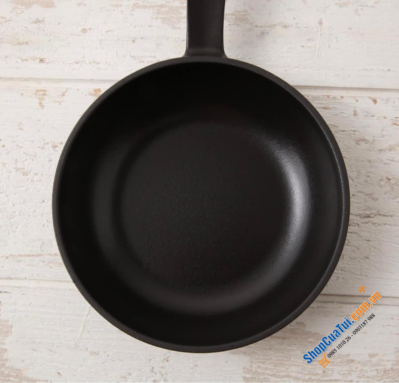 Chảo STAUB CÁN DÀI MÀU ĐEN 16 Cm - MADE IN FRANCE
