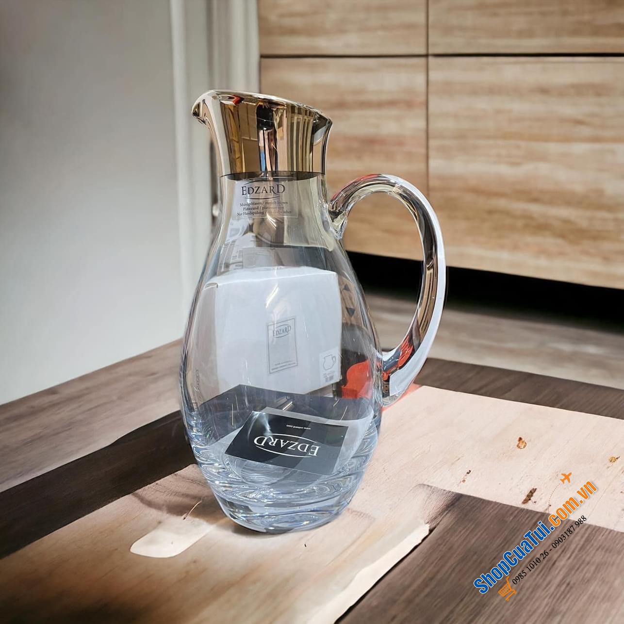 Bình đựng nước EDZARD Johnny thuỷ tinh pha lê viền bạch kim 1,8L - Bình nước đẹp