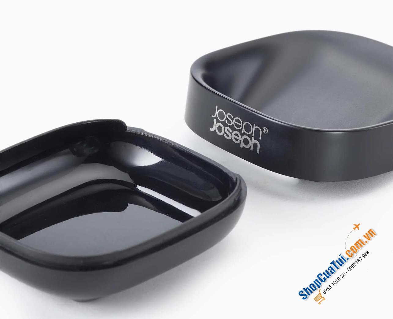 Hộp đựng xà phòng Joseph Joseph Slim Compact Soap Dish 70601 Matte Black màu đen nhám.
