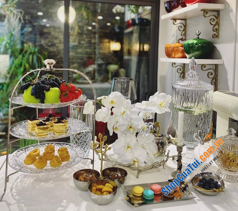 Khay ba tầng Dublin tròn - Dublin Three Tier Crystal Server