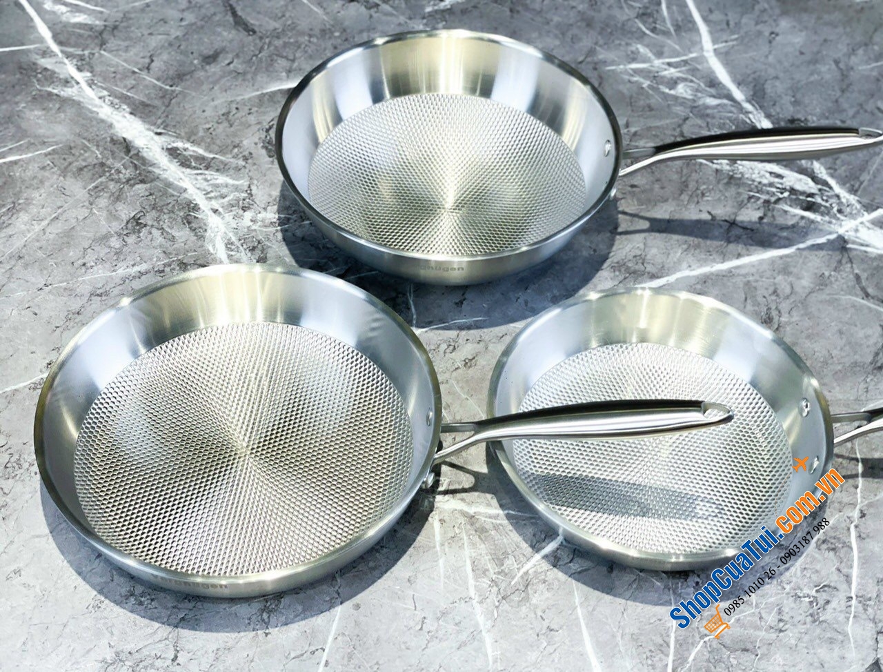 CHẢO THÉP TỔ ONG THÀNH CAO EISENBERG GERMANY - ĐÚC LIỀN 3 đáy chống cháy, chống dính tự thân -  có 3 SIZE: 24cm + 28cm và Sâu lòng 28cm
