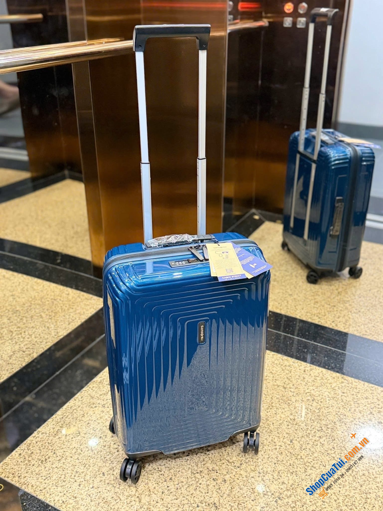 Valy Samsonite Noepulse size cabin 55cm chỉ 2,2Kg- Made in Europe-Chiếc valy nhẹ nhất, tốt và êm ái nhất của Samsonite  - Màu xanh siêu đẹp