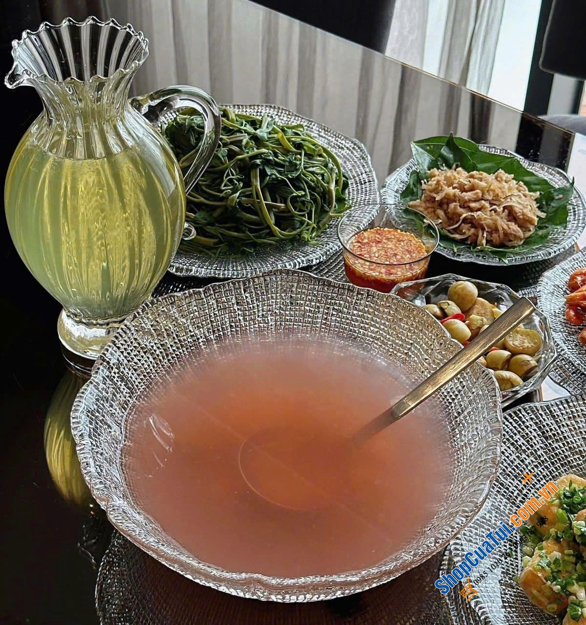 Bình nước IVV Maitre 1,3L Made in ITALY - Đựng nước khoáng hoặc nước hoa quả