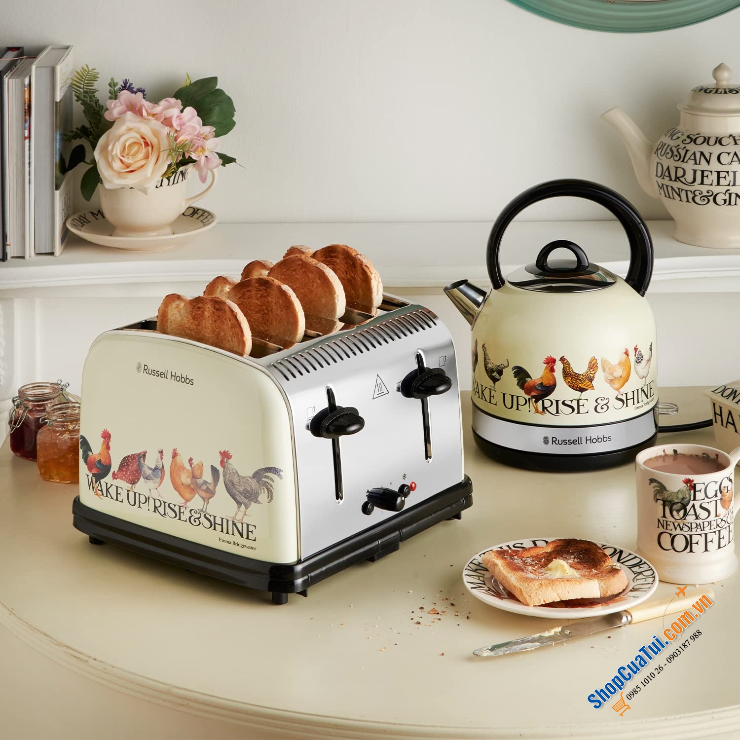 Máy Nướng Bánh Mì Russell Hobbs Rise & Shine 25780 4 Lát Màu Kem hoạ tiết trang trại cực xinh