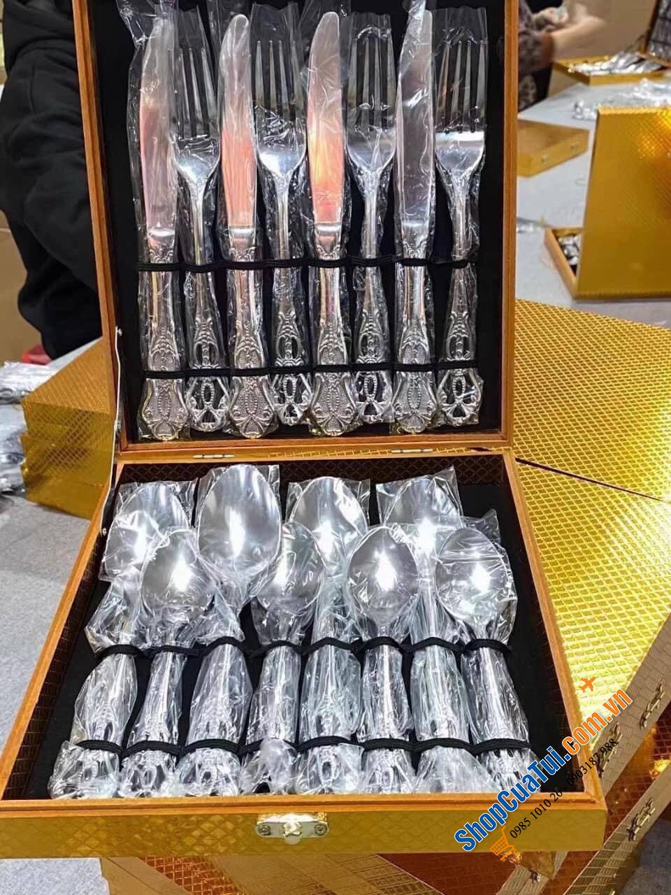 Set dao thìa dĩa Magrace 16 món phong cách Vintage đựng trong hộp gỗ có khóa cài cực sang trọng