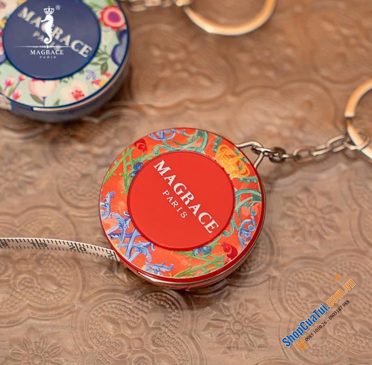 Móc đeo chìa khoá kèm thước dây Magrace