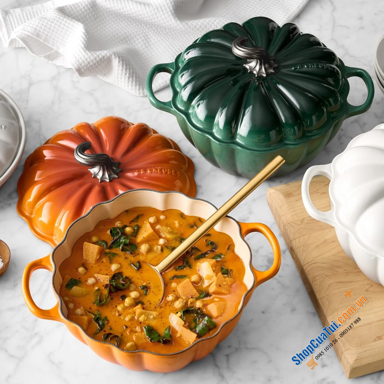 Nồi Nấu Bí Ngô LE CREUSET 24cm – Hoàn Hảo Cho Mùa Halloween.