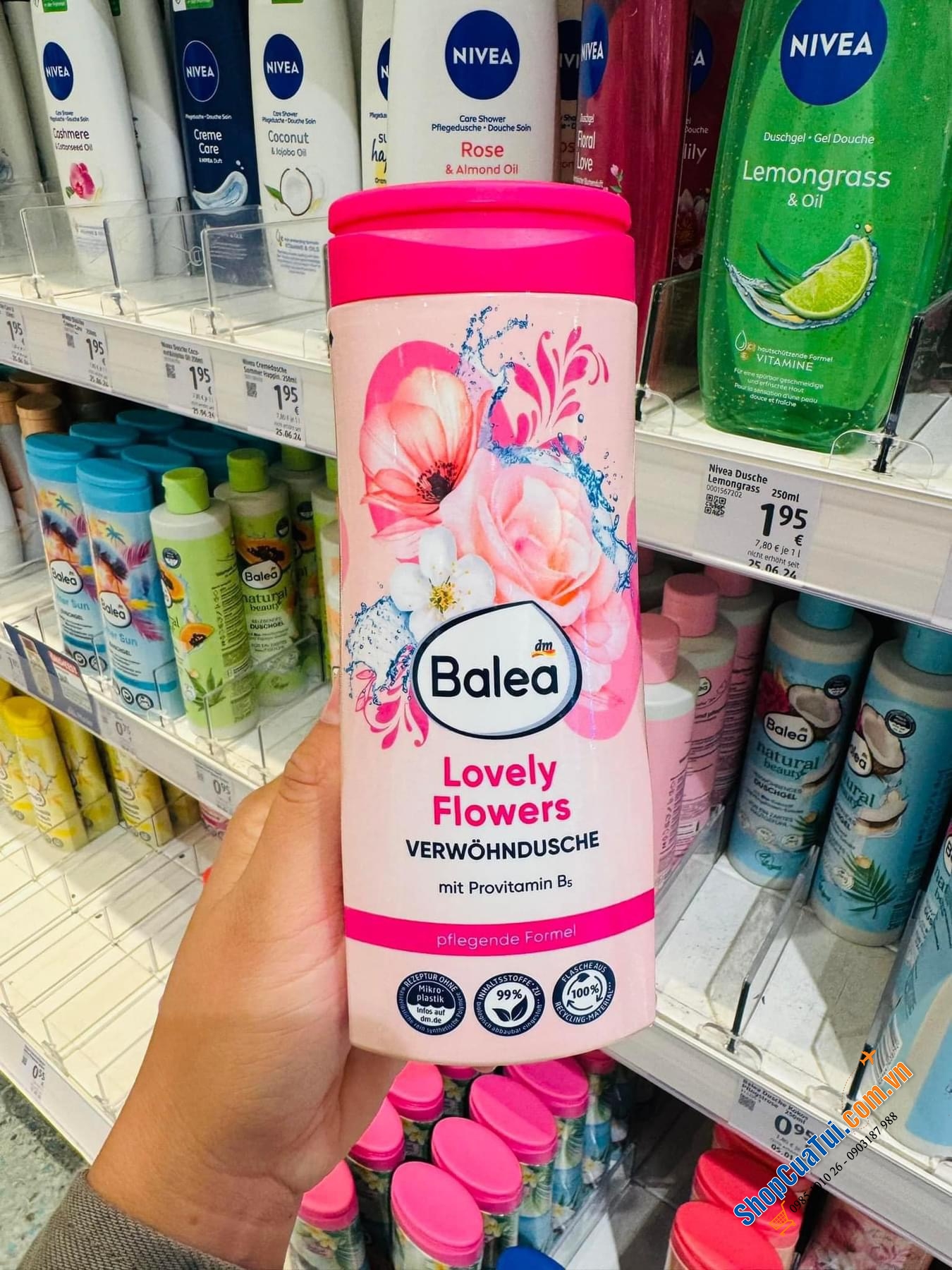 Sữa tắm nội địa Đức Balea Lovely Flowers, 300ml.