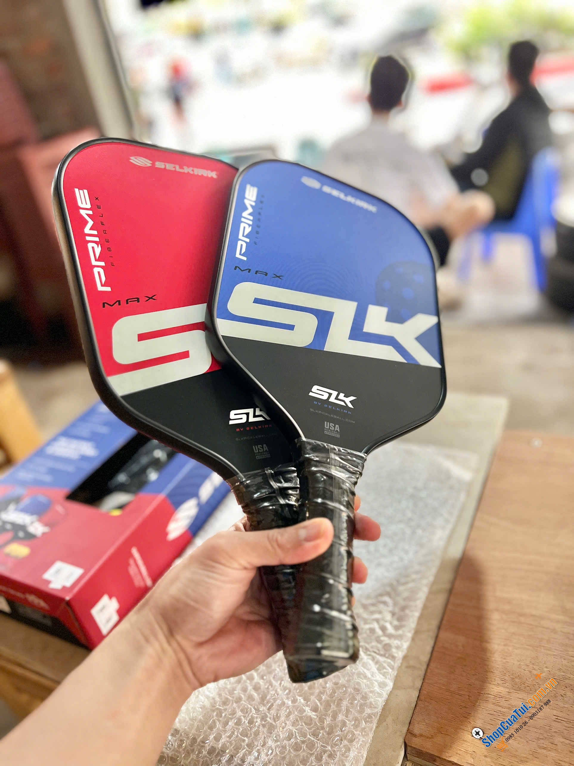Sét vợt Pickleball SLK Prime Max gồm (2 vợt, 3 bóng & 1 túi đựng