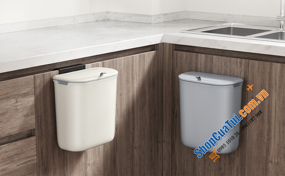 Thùng rác treo cánh tủ 9L Songmics LTB820G9 lật nắp 2 mặt, vừa tinh tế vừa hiện đại