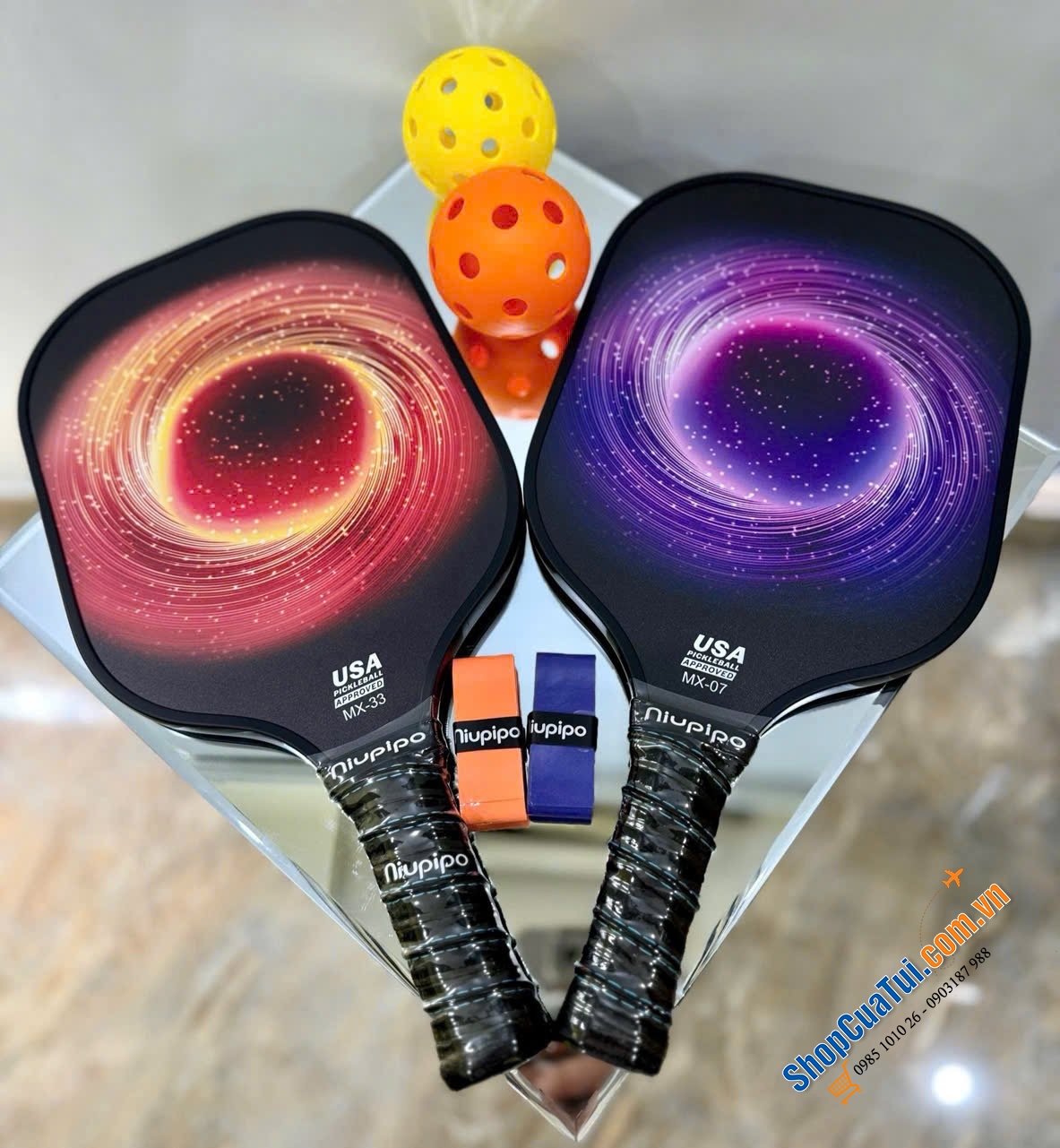 SÉT 2 VỢT PICKLEBALL NIUPIO thương hiệu Mỹ gồm 2 vợt nhẹ 235g, 1 túi đựng và 4 bóng