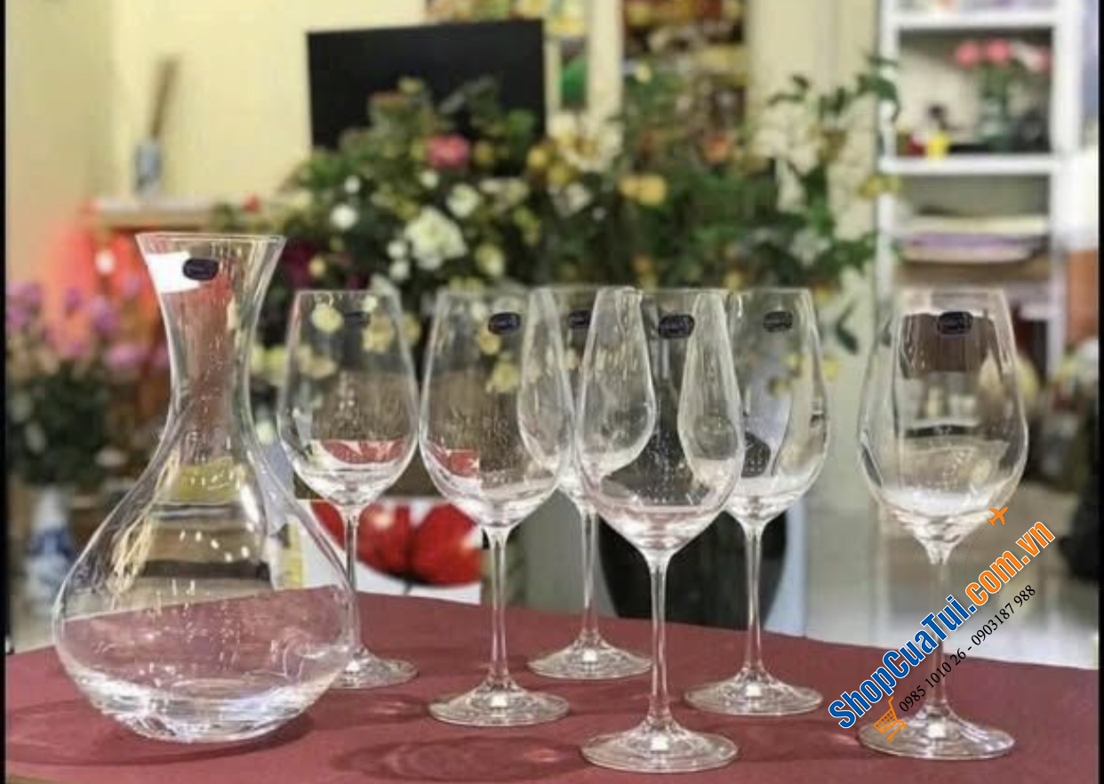 Set 6 ly kèm 1 bình thở nguyên set Bohemia Viola đảm bảo chất lượng tuyệt hảo, hộp đẹp.