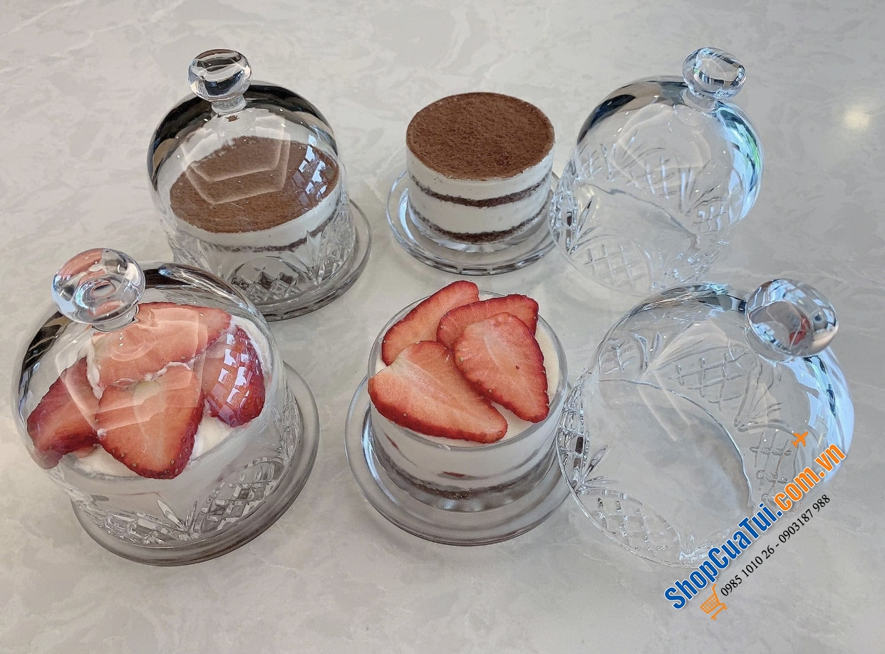 Set 3 hũ đựng bánh bơ mini Dome Dublin thuỷ tinh pha lê, bày trên bàn trà rất xinh - Sét 3 Hũ Dublin mini có chụp 11cm nhỏ nhỏ xinh xinh.