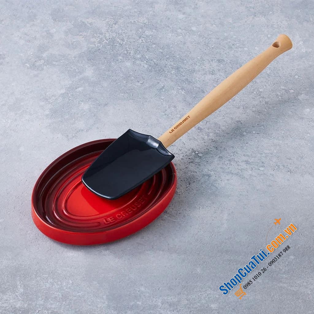 Khay Đựng Muỗng Bằng Sành Sứ Cao Cấp Le Creuset - MÀU ĐỎ - Gác muôi gác thìa đũa hình bầu dục