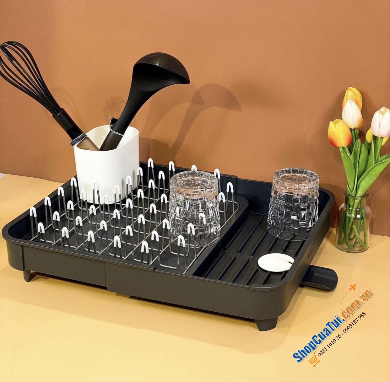 Khay đựng bát đĩa Joseph Joseph 85040 màu xám - có thể được mở rộng đến gần gấp đôi kích thước ban đầu