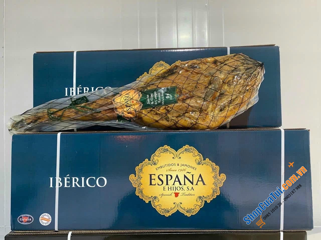 ĐÙI HEO MUỐI ESPANA IBERICO LỢN ĐEN 5 - 5,5KG.