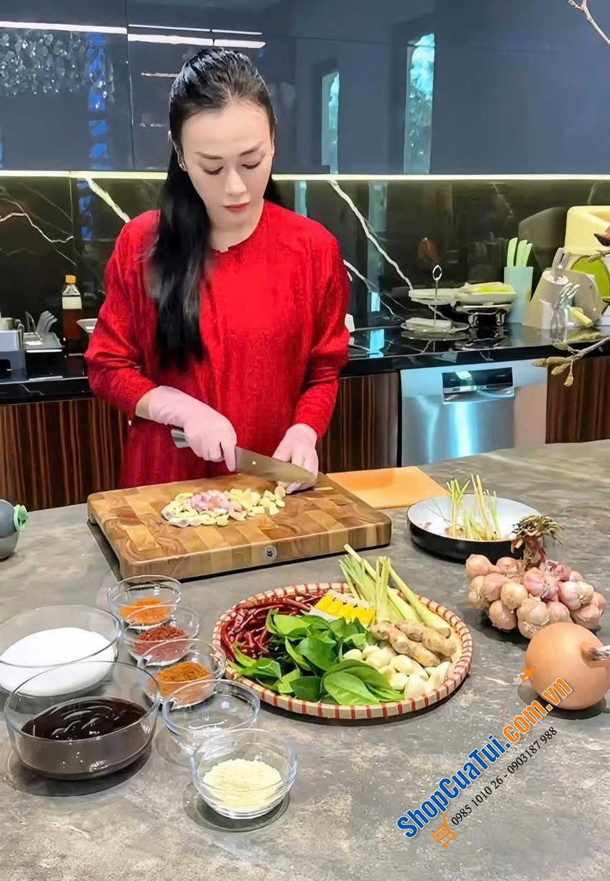 Thớt gỗ đặc WMF Fortenberg chặt, thái.