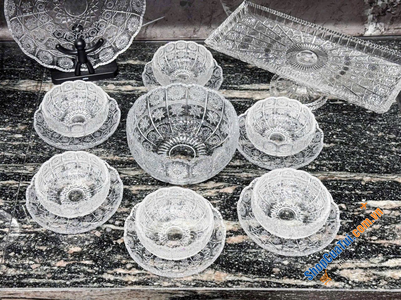 Set 7 bát họa tiết mài Vessen - Set 7 bát bao gồm 1 bát to 21cm và 6 bát nhỏ 13,5cm hoạ tiết M57